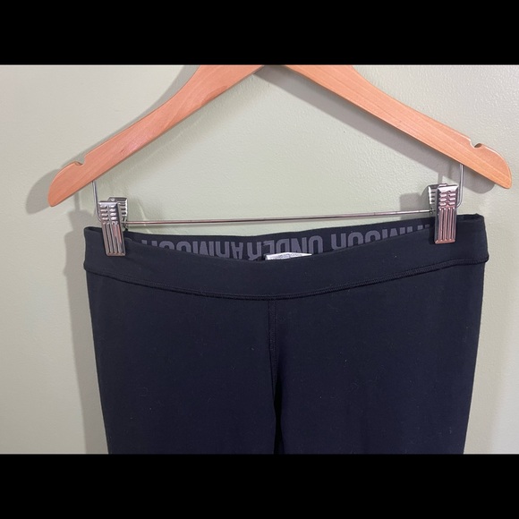 Under Armour Black Leggings Size Juniors Small Waist 28” - Picture 2 of 6
